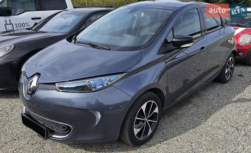 Хэтчбек Renault Zoe 2019 в 