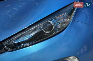 Хэтчбек Renault Zoe 2019 в 
