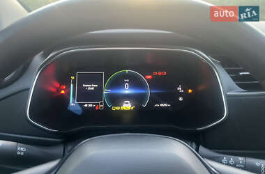 Хэтчбек Renault Zoe 2020 в 