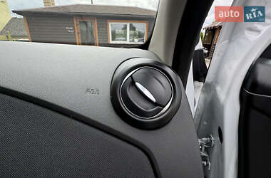 Хетчбек Renault Zoe 2022 в 