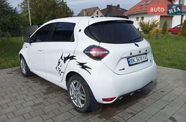 Хетчбек Renault Zoe 2021 в 