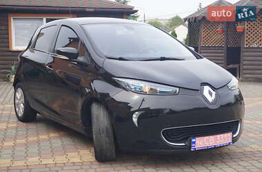 Хетчбек Renault Zoe 2015 в 