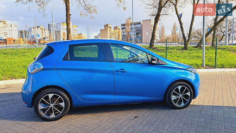 Хэтчбек Renault Zoe 2017 в Киеве