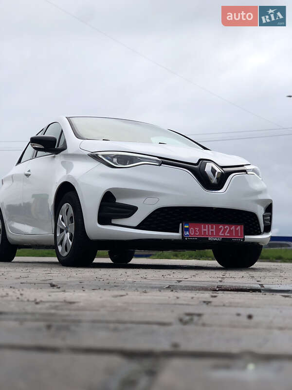 Хэтчбек Renault Zoe 2020 в 