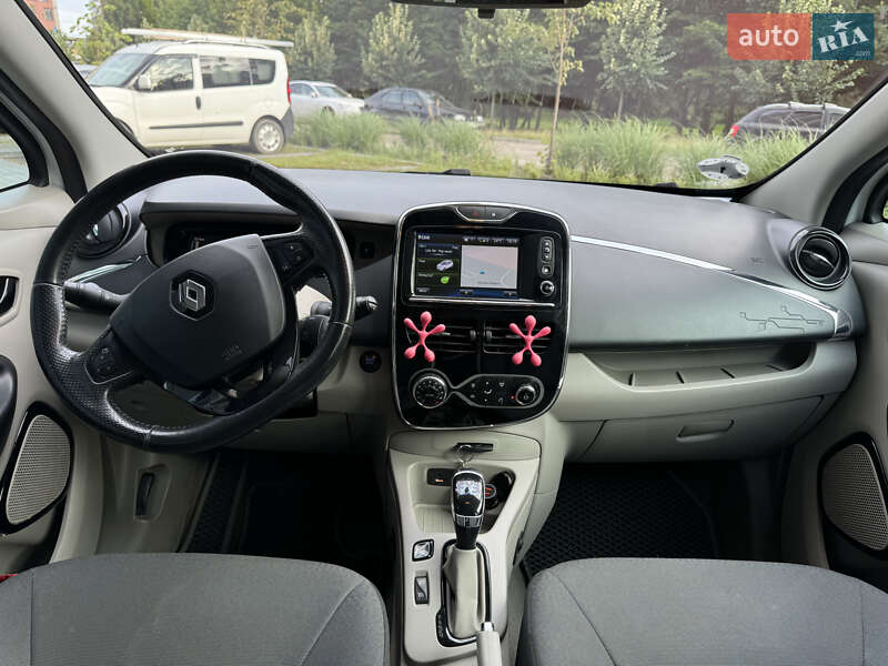 Хэтчбек Renault Zoe 2015 в Львове