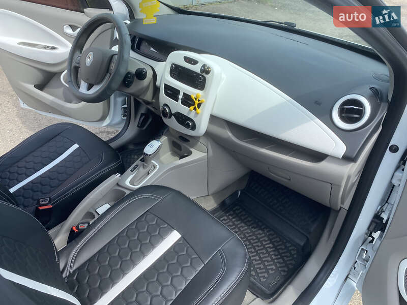 Хетчбек Renault Zoe 2017 в Львові