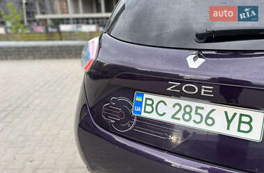 Хэтчбек Renault Zoe 2018 в 