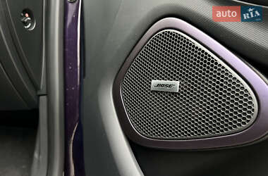 Хэтчбек Renault Zoe 2018 в 