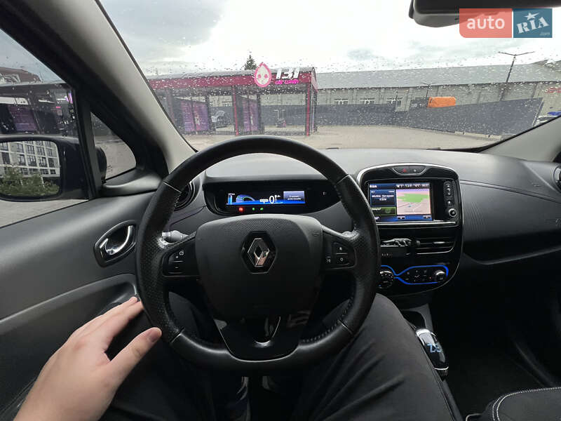 Хэтчбек Renault Zoe 2018 в Львове
