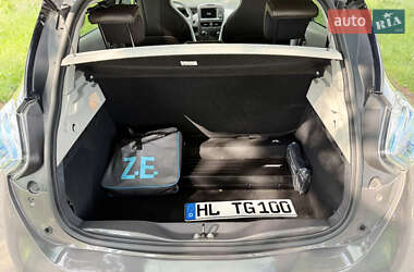 Хэтчбек Renault Zoe 2016 в 