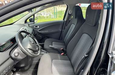 Хэтчбек Renault Zoe 2018 в 