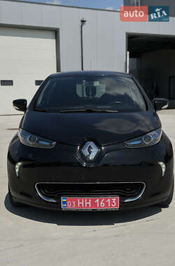 Хэтчбек Renault Zoe 2017 в 