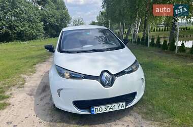 Хэтчбек Renault Zoe 2013 в 