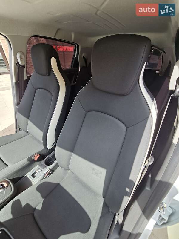 Хетчбек Renault Zoe 2020 в Калуші