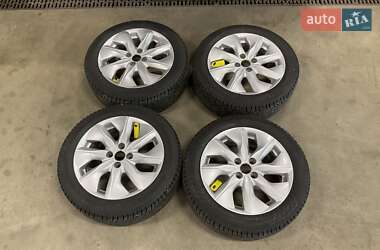 Хэтчбек Renault Zoe 2019 в 