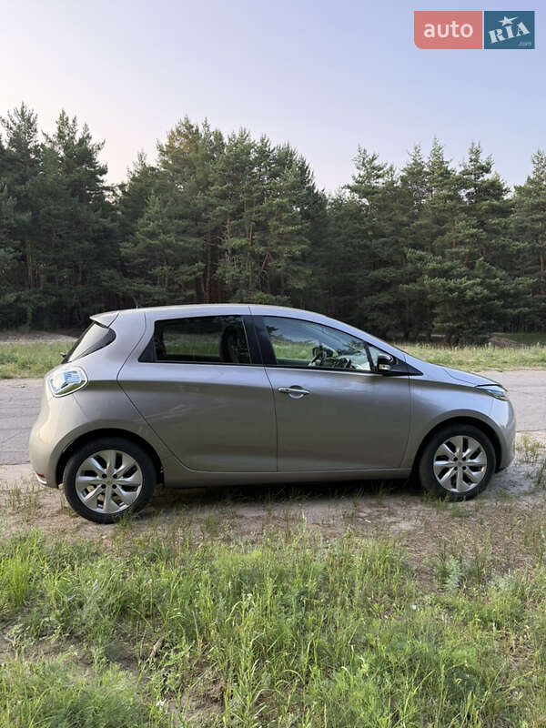 Хэтчбек Renault Zoe 2016 в Кременчуге