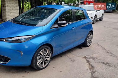 Хэтчбек Renault Zoe 2017 в Львове