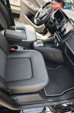 Хэтчбек Renault Zoe 2023 в 