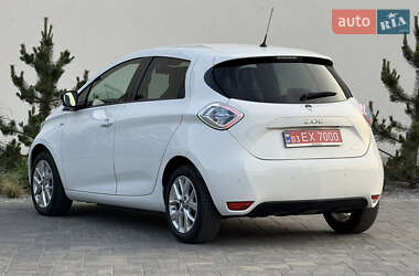 Хэтчбек Renault Zoe 2019 в 