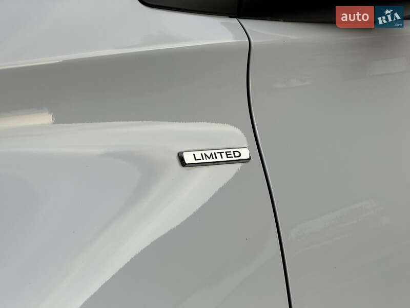 Хетчбек Renault Zoe 2019 в Луцьку