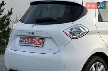 Хэтчбек Renault Zoe 2019 в 