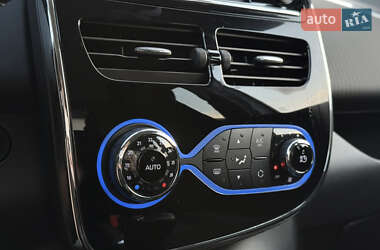 Хэтчбек Renault Zoe 2019 в 