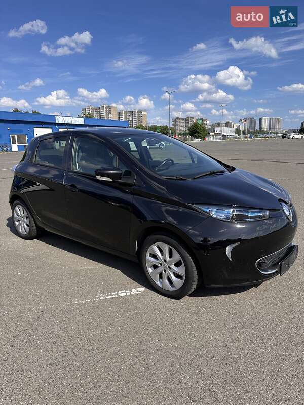 Хэтчбек Renault Zoe 2016 в Киеве