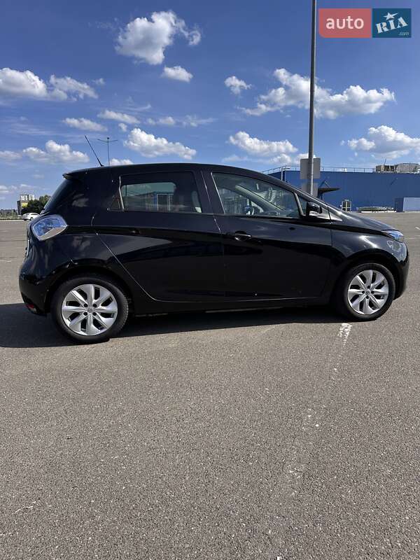 Хэтчбек Renault Zoe 2016 в Киеве