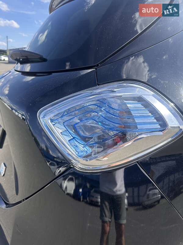 Хэтчбек Renault Zoe 2016 в Киеве