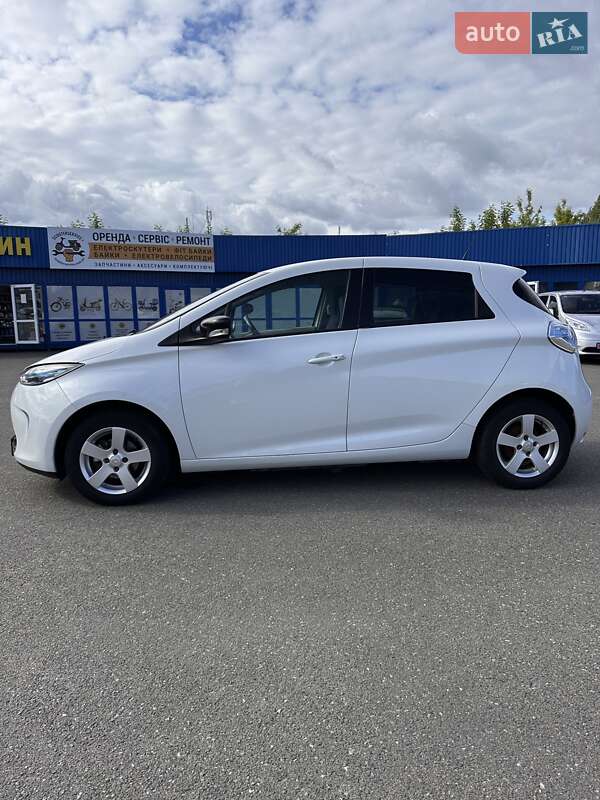 Хетчбек Renault Zoe 2016 в Києві