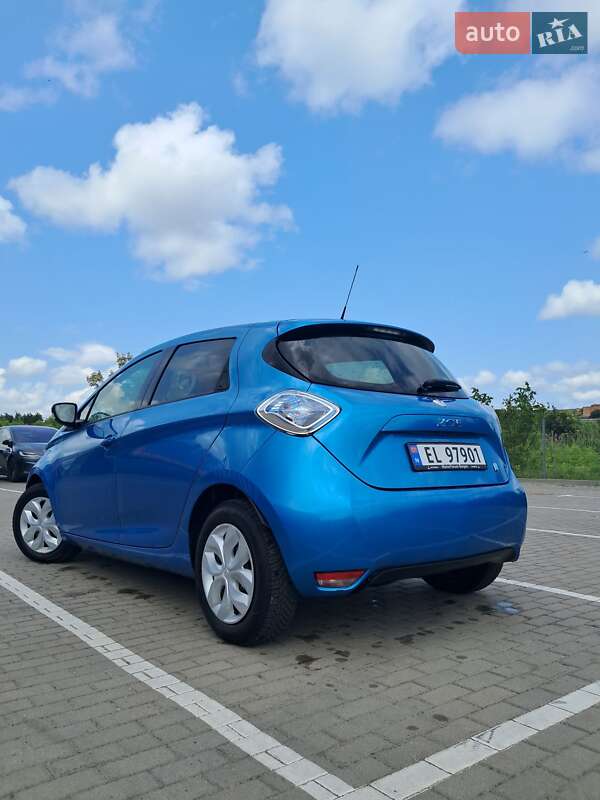 Хэтчбек Renault Zoe 2016 в Дубно