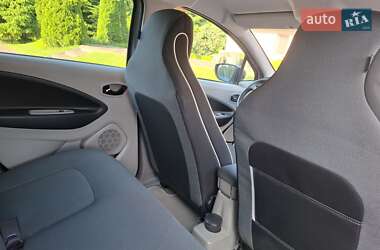 Хэтчбек Renault Zoe 2014 в 