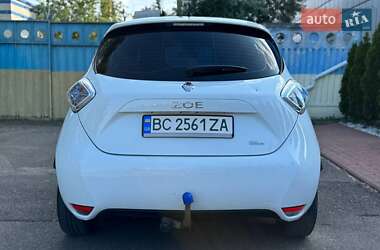 Хетчбек Renault Zoe 2016 в 