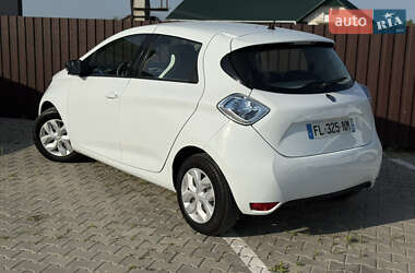Хэтчбек Renault Zoe 2019 в 