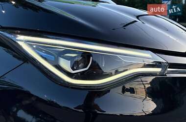 Хэтчбек Renault Zoe 2020 в 