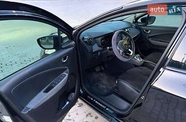 Хэтчбек Renault Zoe 2020 в 
