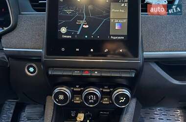 Хэтчбек Renault Zoe 2020 в 