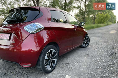 Хэтчбек Renault Zoe 2017 в 