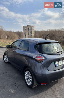 Хэтчбек Renault Zoe 2020 в 
