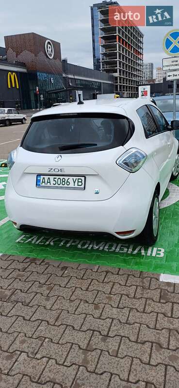 Хэтчбек Renault Zoe 2015 в Киеве фото 3 Хэтчбек Renault Zoe 2015 в Киеве