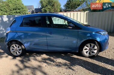 Хэтчбек Renault Zoe 2017 в 