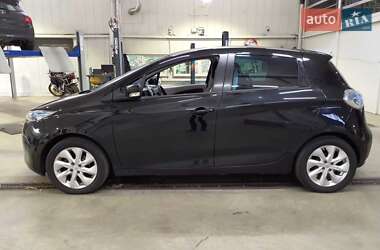 Хэтчбек Renault Zoe 2016 в 