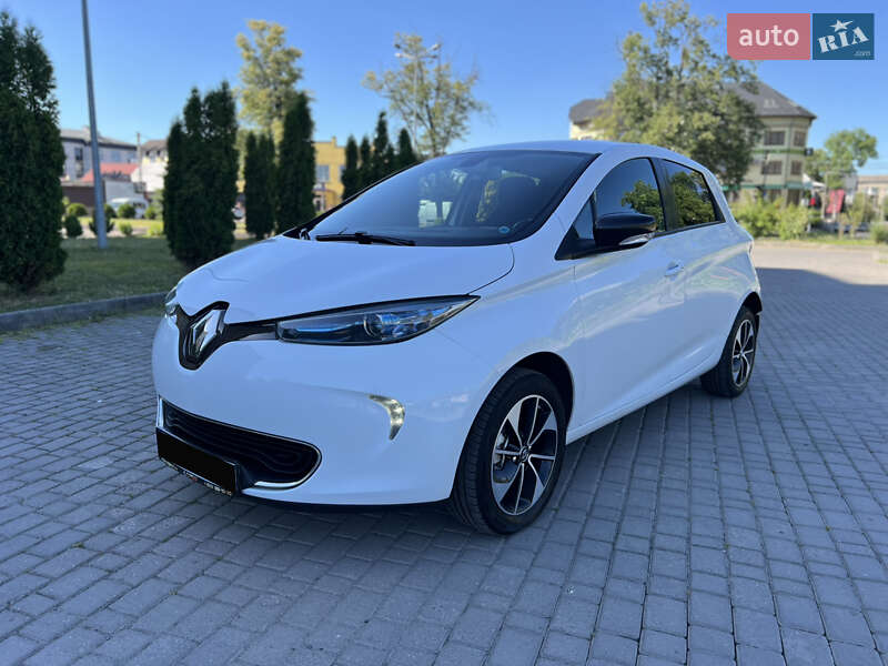 Хетчбек Renault Zoe 2017 в 
