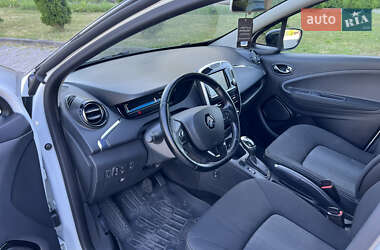 Хетчбек Renault Zoe 2017 в 