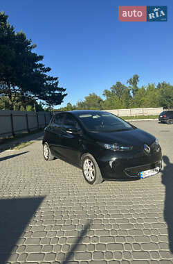 Хэтчбек Renault Zoe 2017 в 