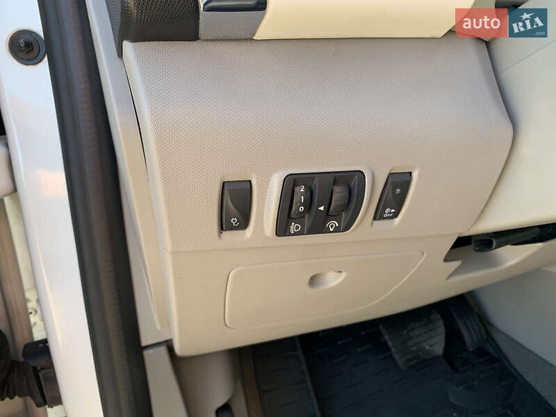 Хэтчбек Renault Zoe 2014 в Львове