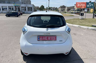 Хэтчбек Renault Zoe 2017 в 