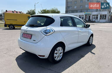 Хэтчбек Renault Zoe 2017 в 