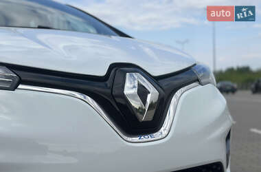Хэтчбек Renault Zoe 2020 в 