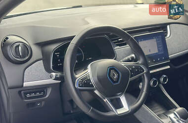 Хэтчбек Renault Zoe 2020 в 